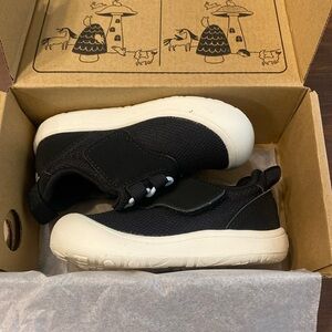 JAN & JUL Mini Flyer Easy-On Toddler Shoes size 6